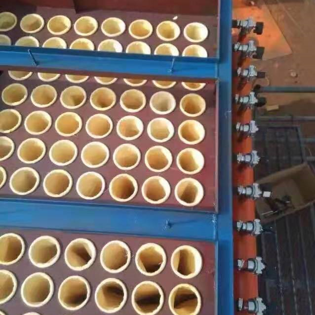 除尘滤袋安装